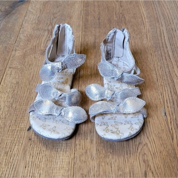 T9 Gold Sandals with Bows - Picture 1 of 4